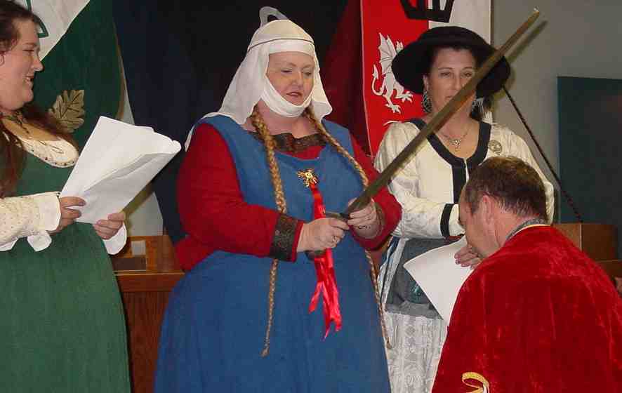 A memorial image of Dame Claire T&oslash;nnesdtr